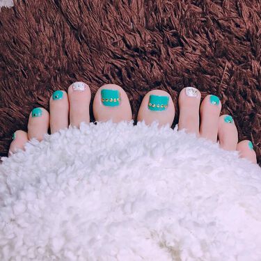 ネイル エナメル ちふれを使った口コミ ネイル エメラルドグリーン ゴールド色ム By あちゃん Lips ネイル エナメル ちふれを使った口コミ ネイル エメラルドグリーン ゴールド色ム By あちゃん Lips