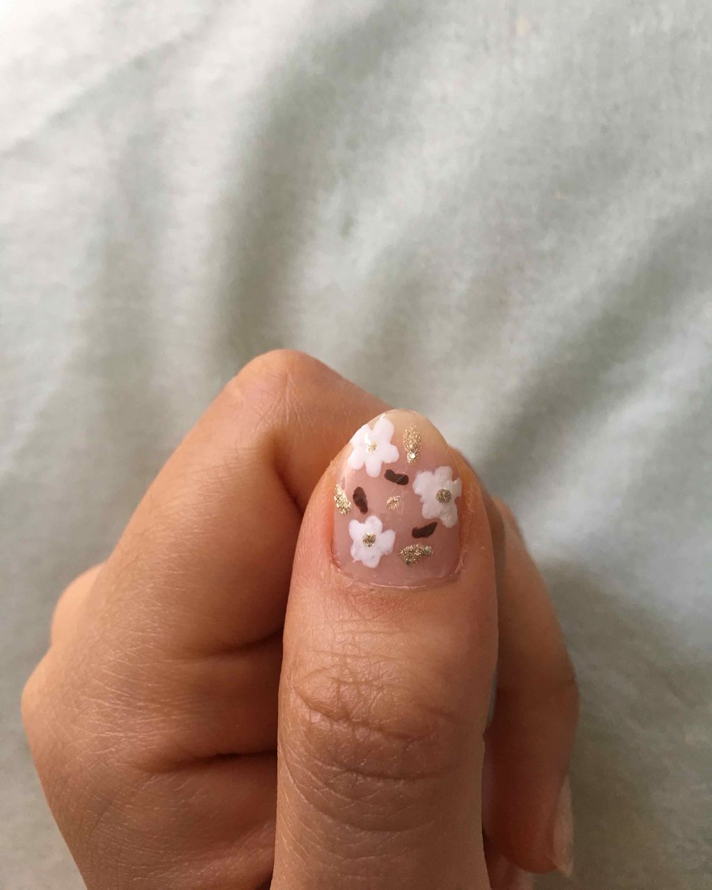 カラフルネイルズ キャンメイクを使った口コミ 初夏ネイル 水玉ネイル 水色ネイル セル By まい 脂性肌 代後半 Lips