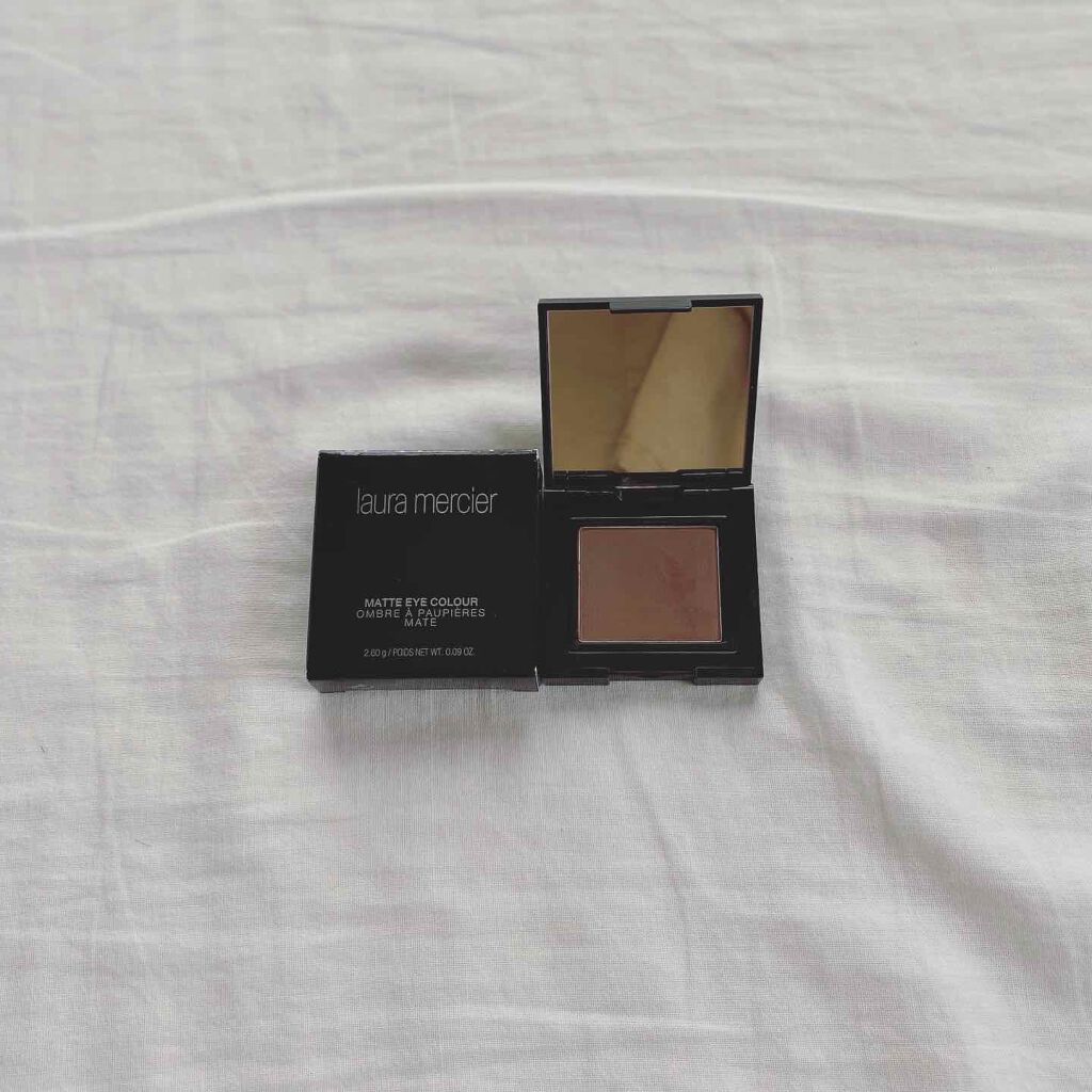 :LAURA MERCIER: