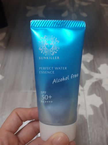 1000円以下 パーフェクトウォーター エッセンスn サンキラーのリアルな口コミ レビュー Lips