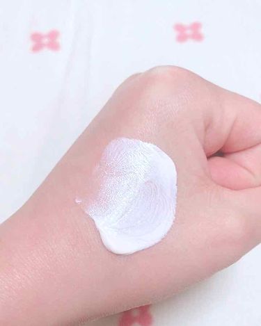 保存版 コントロールカラーの使い方 塗る順番 各カラーの特徴 ブランド別の塗り方も Lips