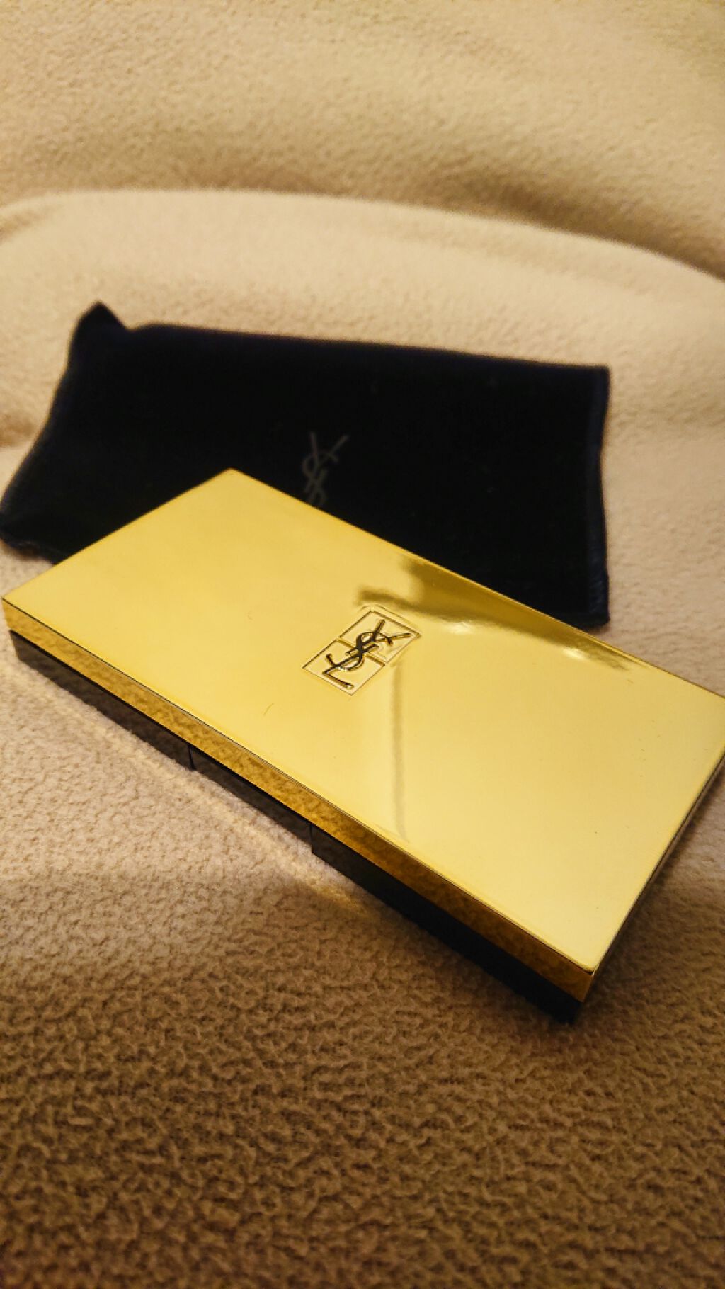 YVES SAINT LAURENT
