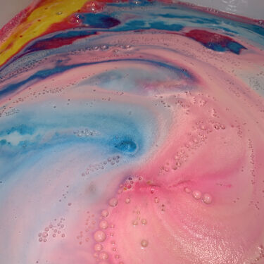 インターギャラクティック ラッシュの口コミ 今日はラッシュのバスボムの中で1番人気イン By チビちゃん 混合肌 Lips