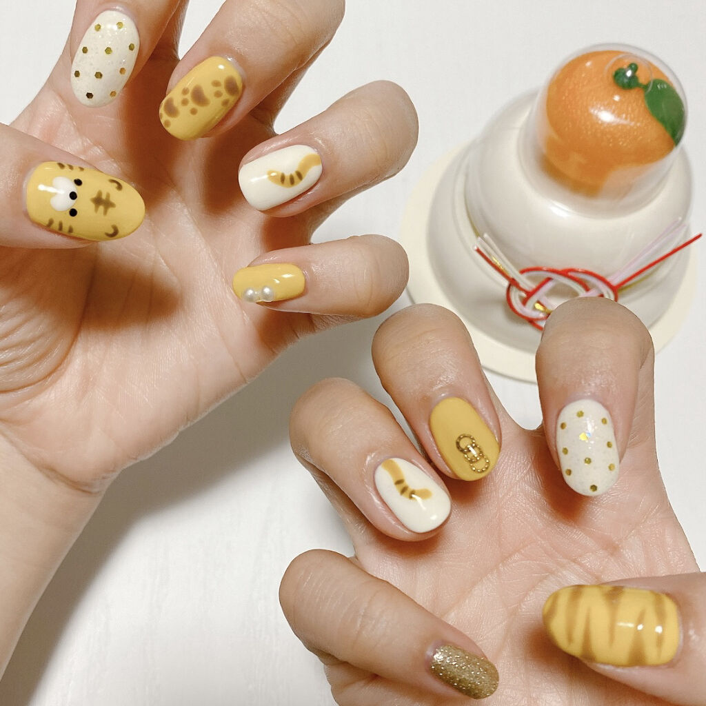 限定マニキュア Shジェルネイル ライト対応 セリアの口コミ 超優秀 100均で買えるおすすめマニキュア 虎ネイル 新年明けま By たんたか 混合肌 代後半 Lips