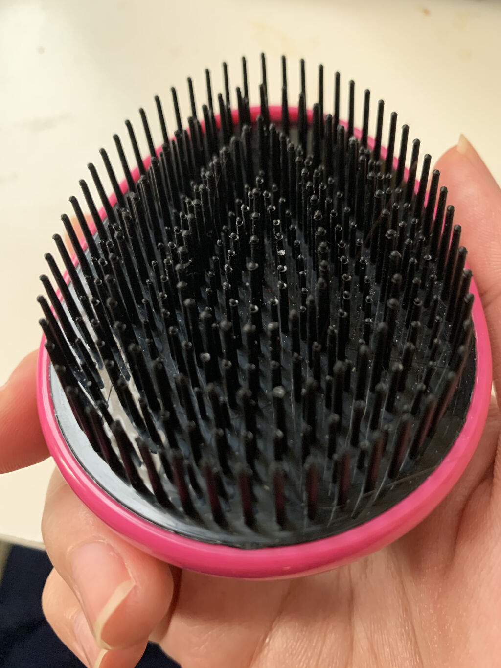 100均で買える たまご型ヘアブラシ セリアのリアルな口コミ レビュー Lips