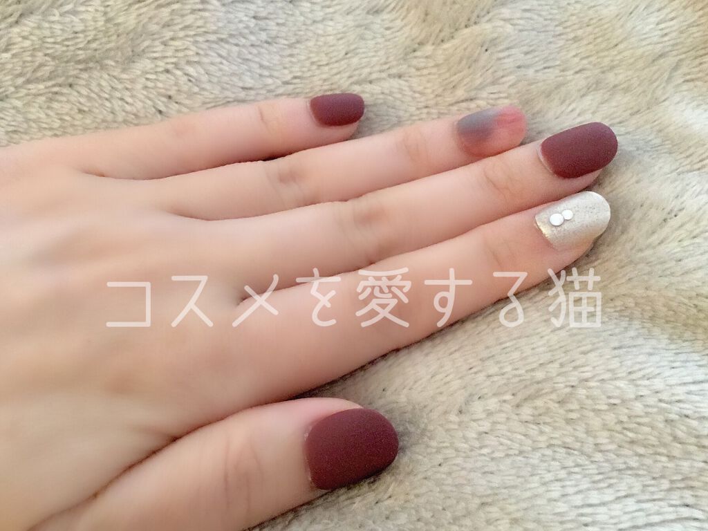 https://cdn.lipscosme.com/image/cccdf1b4334dfd1a91e7f3aa-1609982764-thumb.png