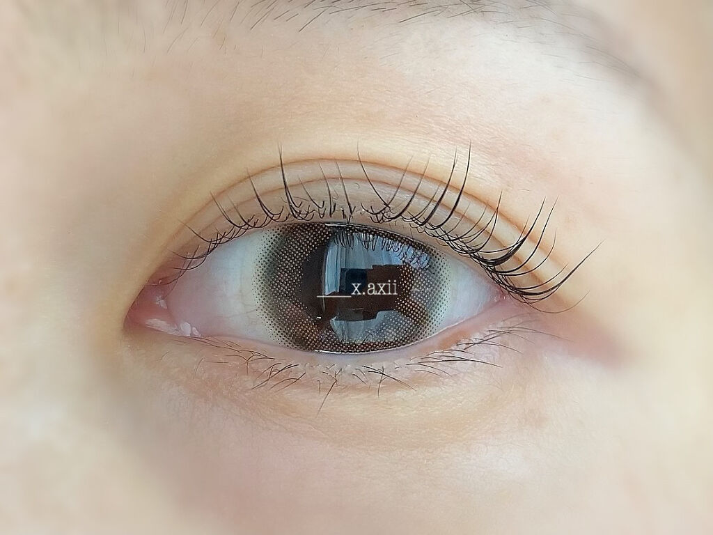 レヴィアブルーライトバリアワンデー Reviaのカラコンレポ 着画口コミ 自然に瞳を明るく見せる ブルーライトカット By Ashu 普通肌 30代前半 Lips