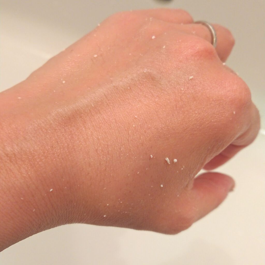 ルミナピール 北の快適工房の口コミ 手の甲専用のピーリングジェルです 手って By 笑 混合肌 30代前半 Lips