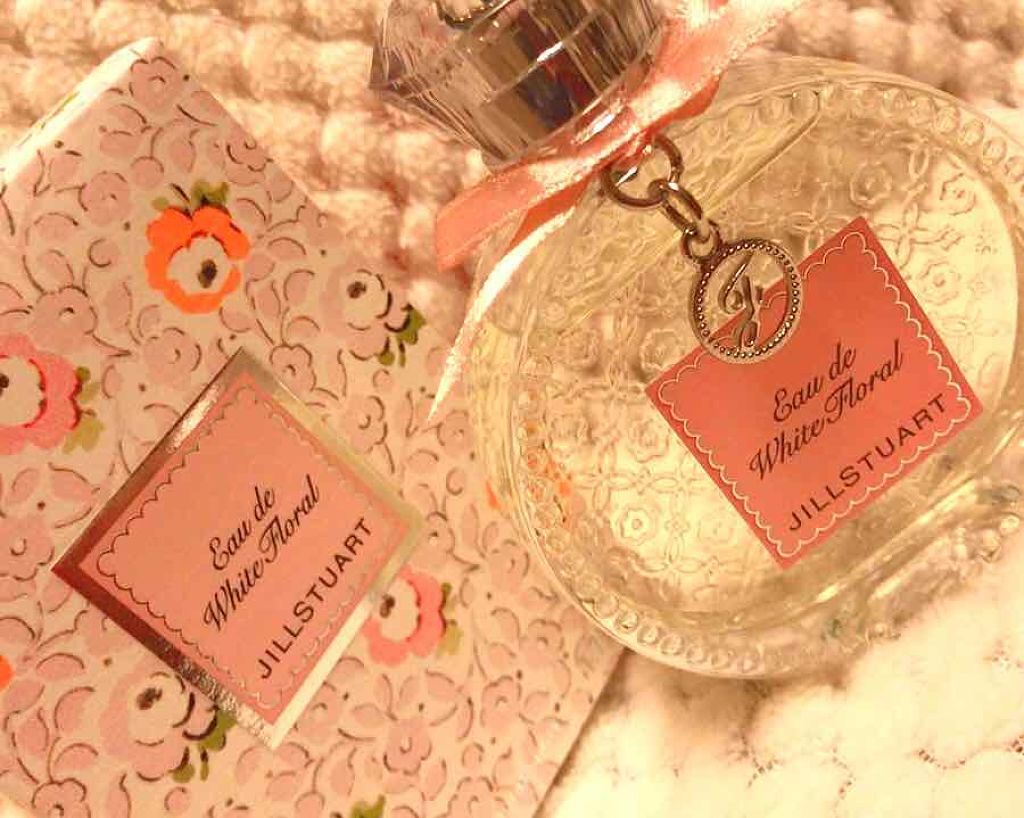 寄り添うような優しい香り|JILL STUART Beauty