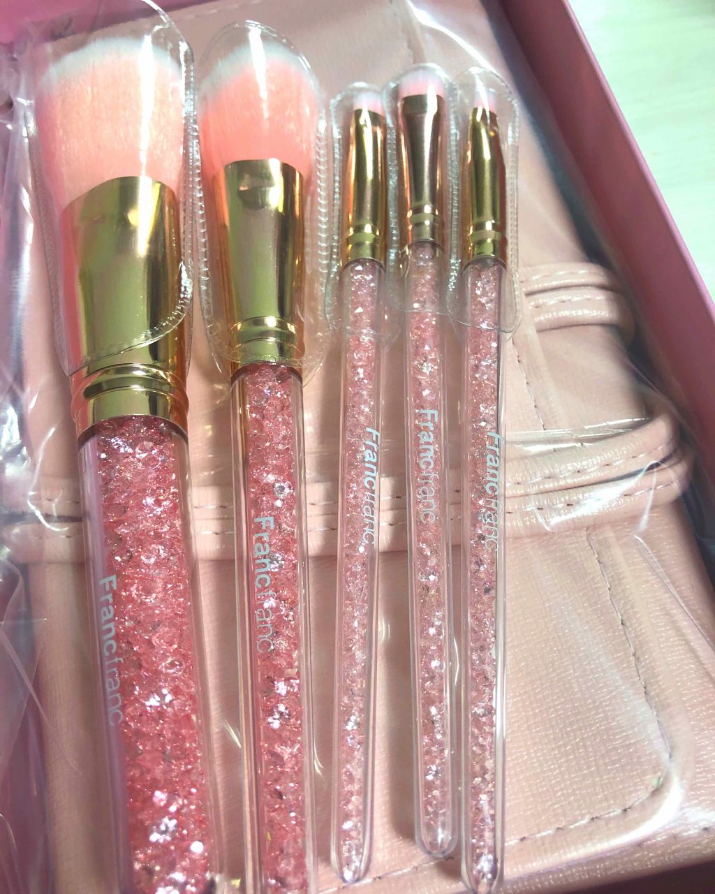 ファビュラスメイクアップブラシセット フランフランの口コミ こんばんわん っᐡｰﻌｰᐡ ったぬきなの By たぬきち ᐢꙭᐢ アトピー肌 代後半 Lips