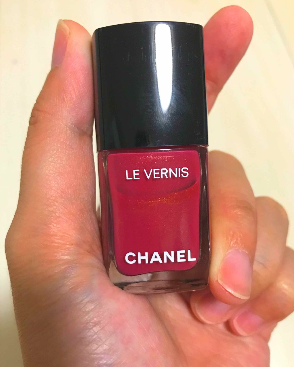 ヴェルニ Chanelの口コミ シャネルのネイル 586番かな 濃いピンク By Shi 乾燥肌 代後半 Lips