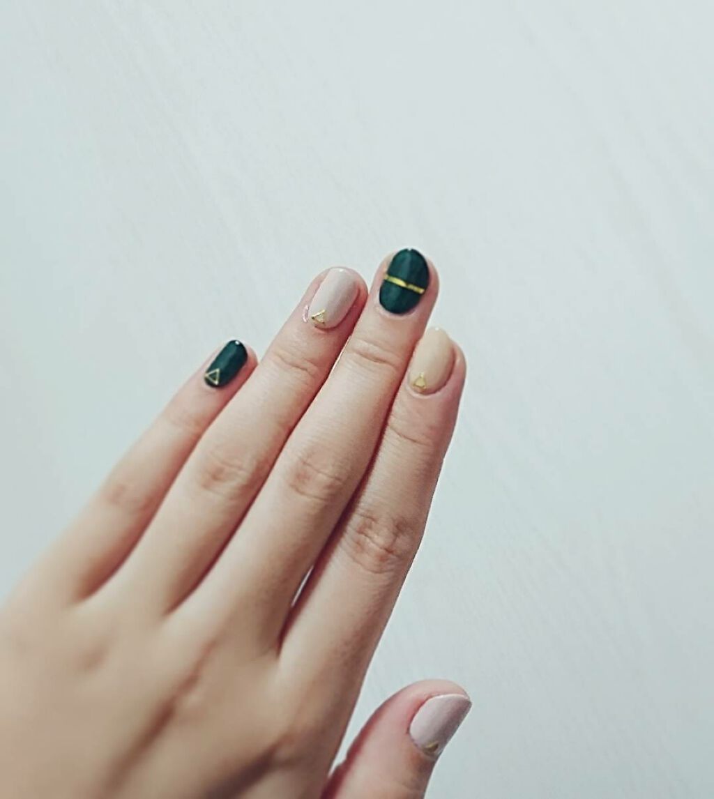ネイルカラー マヴァラを使った口コミ 過去ネイル 備忘録がてらむか しに By Km Lips