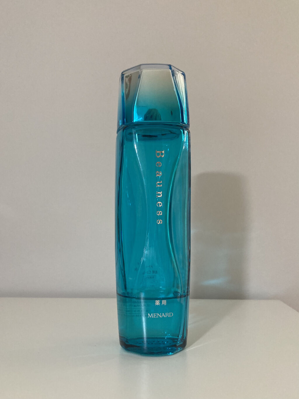 薬用 ビューネ メナードの口コミ 毎日朝晩洗顔の後の化粧水の前に使っています By まい 敏感肌 10代後半 Lips