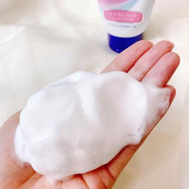 Sữa rửa mặt Nivea Cream Care Very Moist / Nivea / Facial Cleansing Foam của mimimi_lip_s