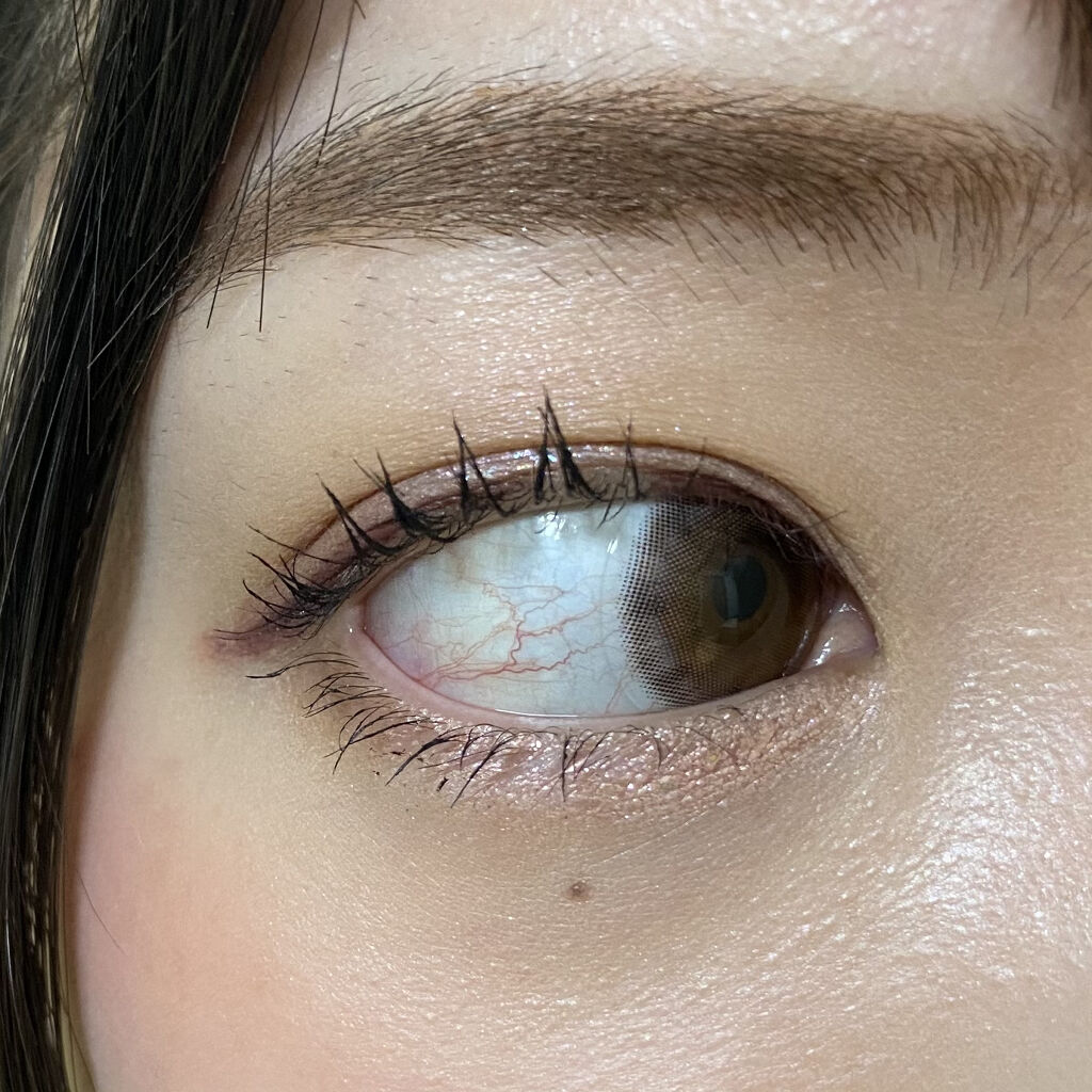 Eye Closet 1day アイクローゼット ワンデー Eye Closetのカラコンレポ 着画口コミ 目の写真ばりばりあります 若干充血気味 By たこすけ 乾燥肌 20代後半 Lips