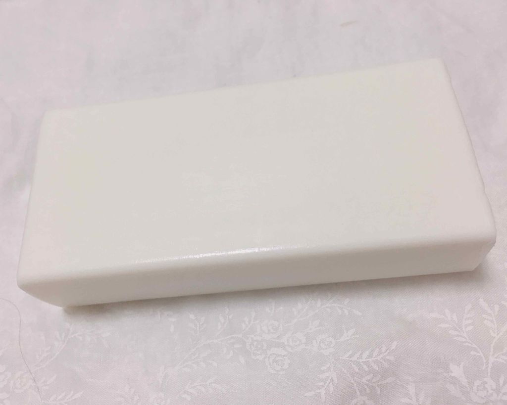 二の腕ザラザラを洗う重曹石けん ペリカン石鹸の使い方を徹底解説 二の腕ザラザラを洗う重曹石鹸 550 税 By メル𓂃𓈒𓏸 混合肌 代前半 Lips