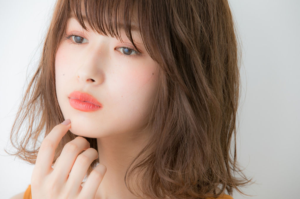 眠ったリップが生まれ変わる!?唇に+1したい〇〇って?のサムネイル