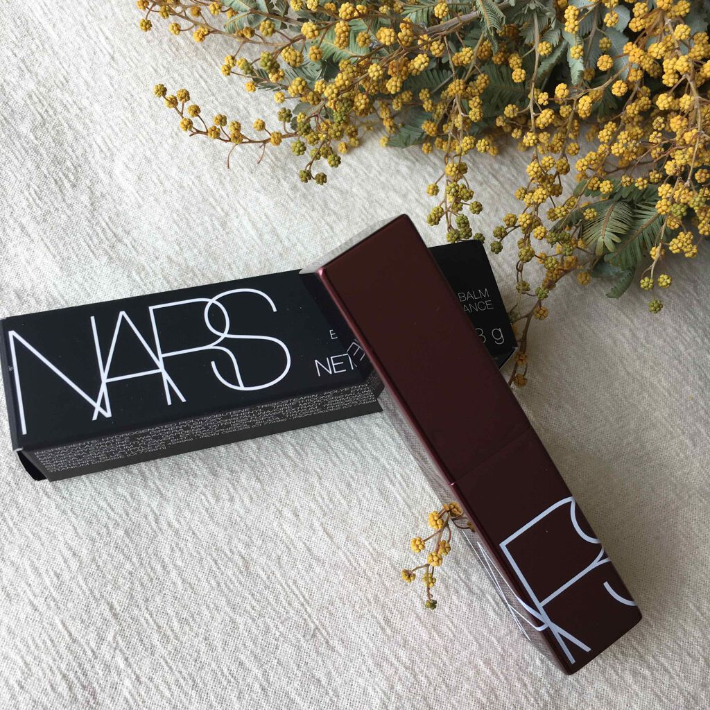 NARS|ゴールドパールがほのかに輝く