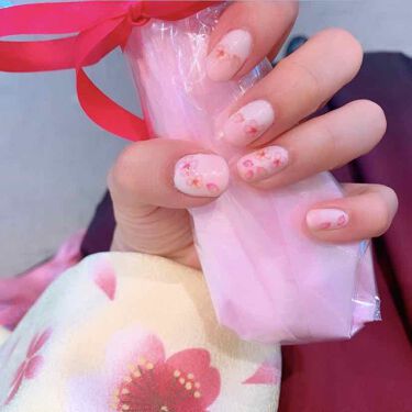 ウィークリージェル Homeiの口コミ 遅くなりましたが卒業式ネイル 袴に合わせ By よる 乾燥肌 代前半 Lips