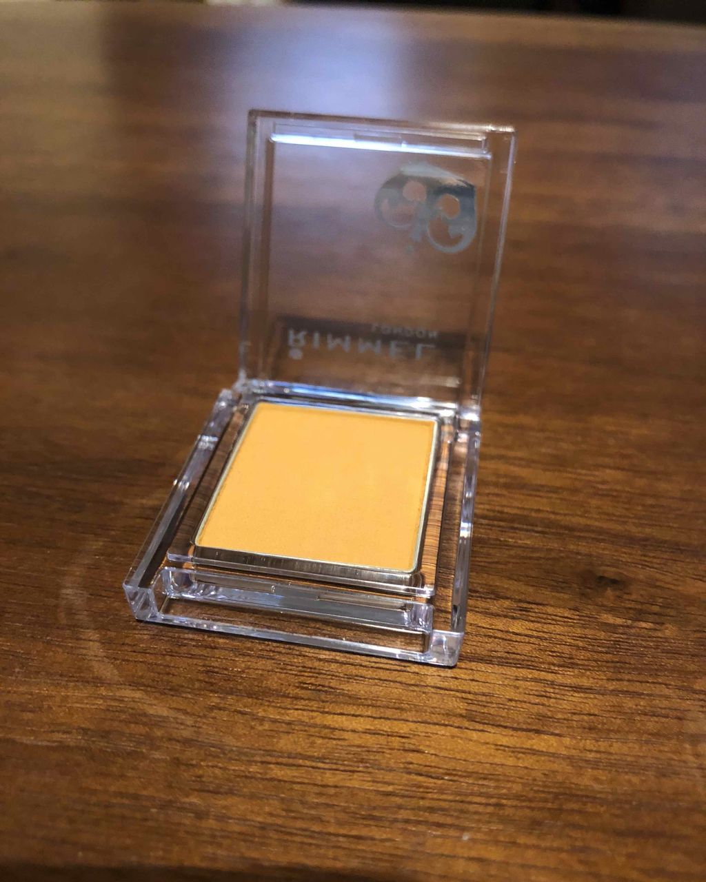 プリズム パウダーアイカラー リンメルの口コミ 美的11月号に載ってた Rimmel By Kykmei Lips