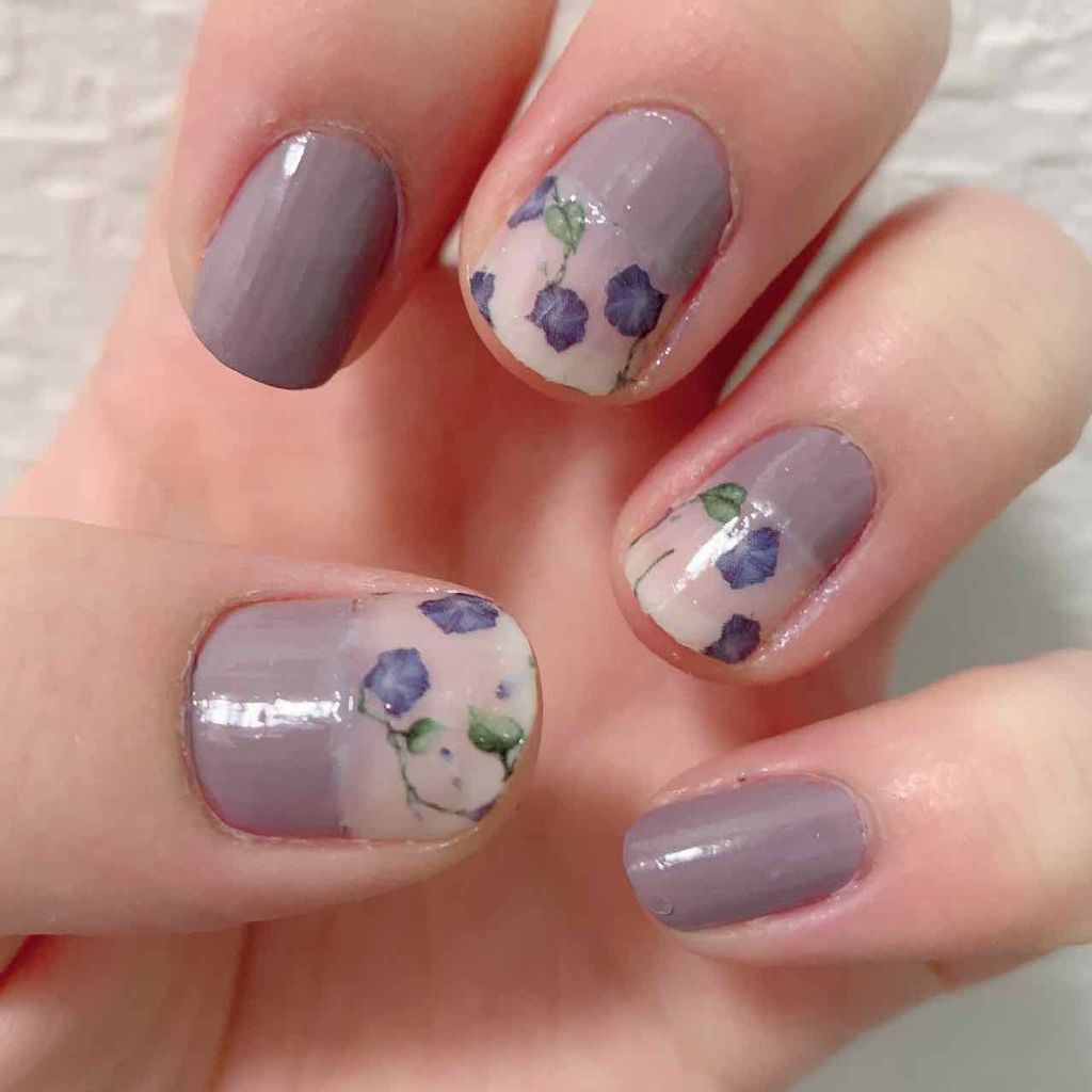 At サロンネイルエナメル Art Collectionを使った口コミ しずくネイルシール 朝顔 で大人ネイル バ By いつか 正直レビュー 混合肌 代後半 Lips