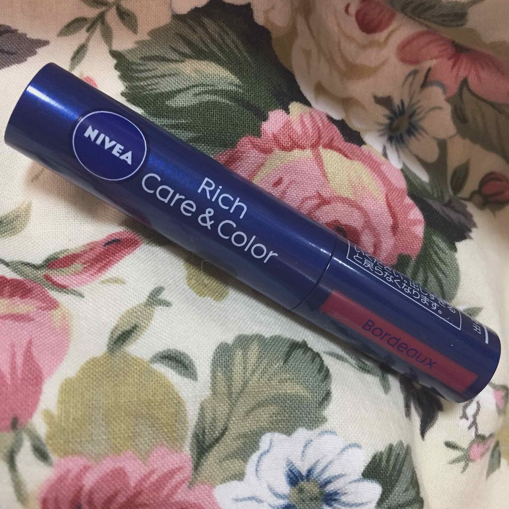 NIVEAの「大人のボルドー」が凄いらしい