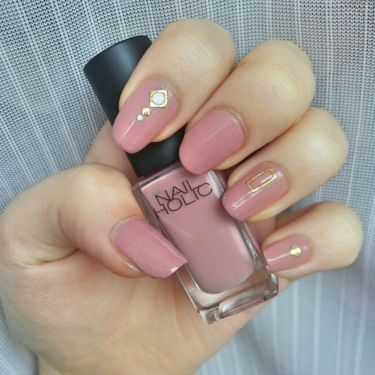 ネイルホリック ネイルホリックの口コミ ネイルホリック 300 税別 By ぽのの 混合肌 Lips