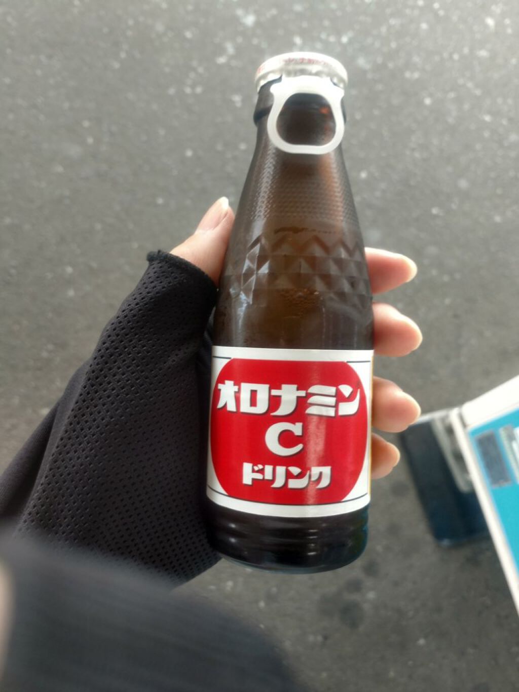 オロナミンcドリンク 大塚製薬の口コミ 唐揚げ食べきったので 混む前に最寄り駅 By さより 新にゃんこお迎えしました 乾燥肌 30代後半 Lips