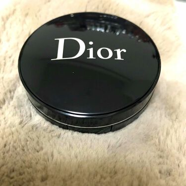 Dior パウダー ファンデーション 口コミ Iucn Water