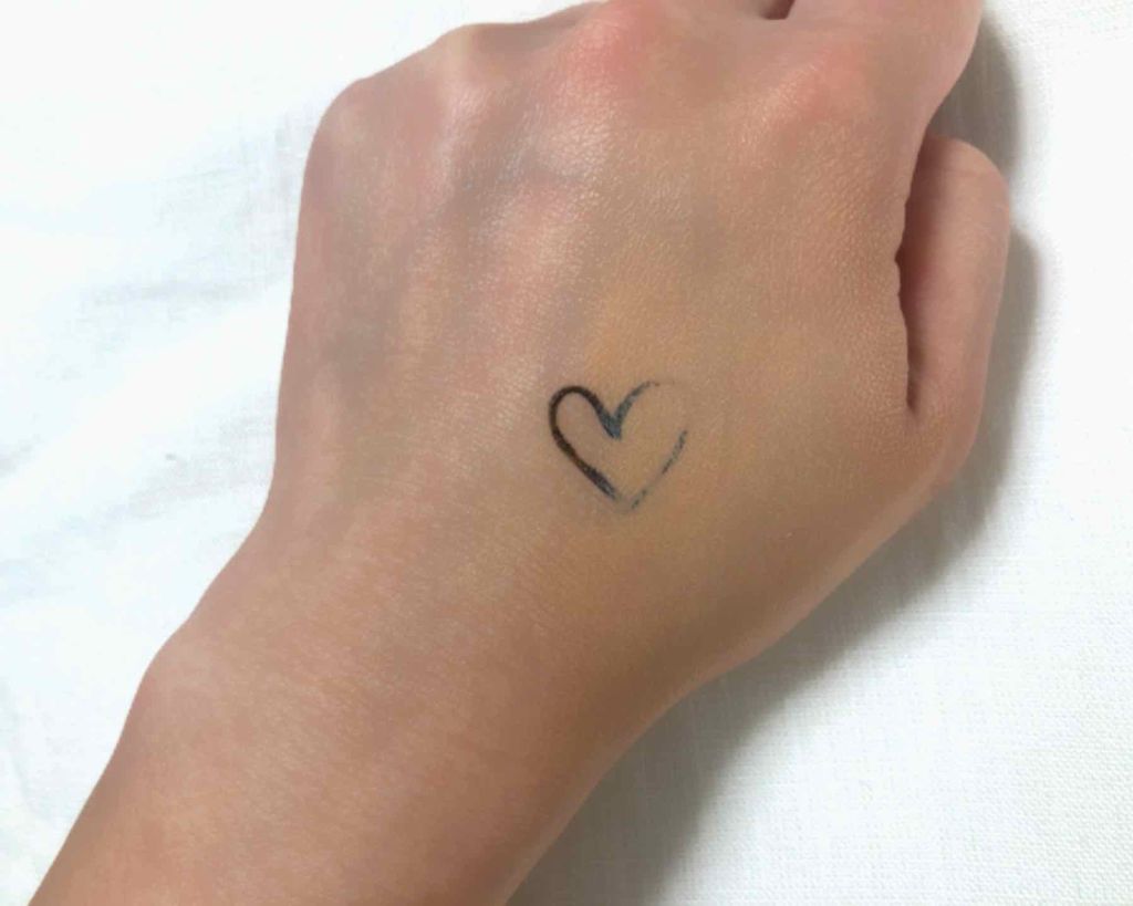 フォトレディ インスタフィルター ファンデーション Revlonの人気色を比較 Revlonフォトレディインスタフィルター By Nom 混合肌 代後半 Lips