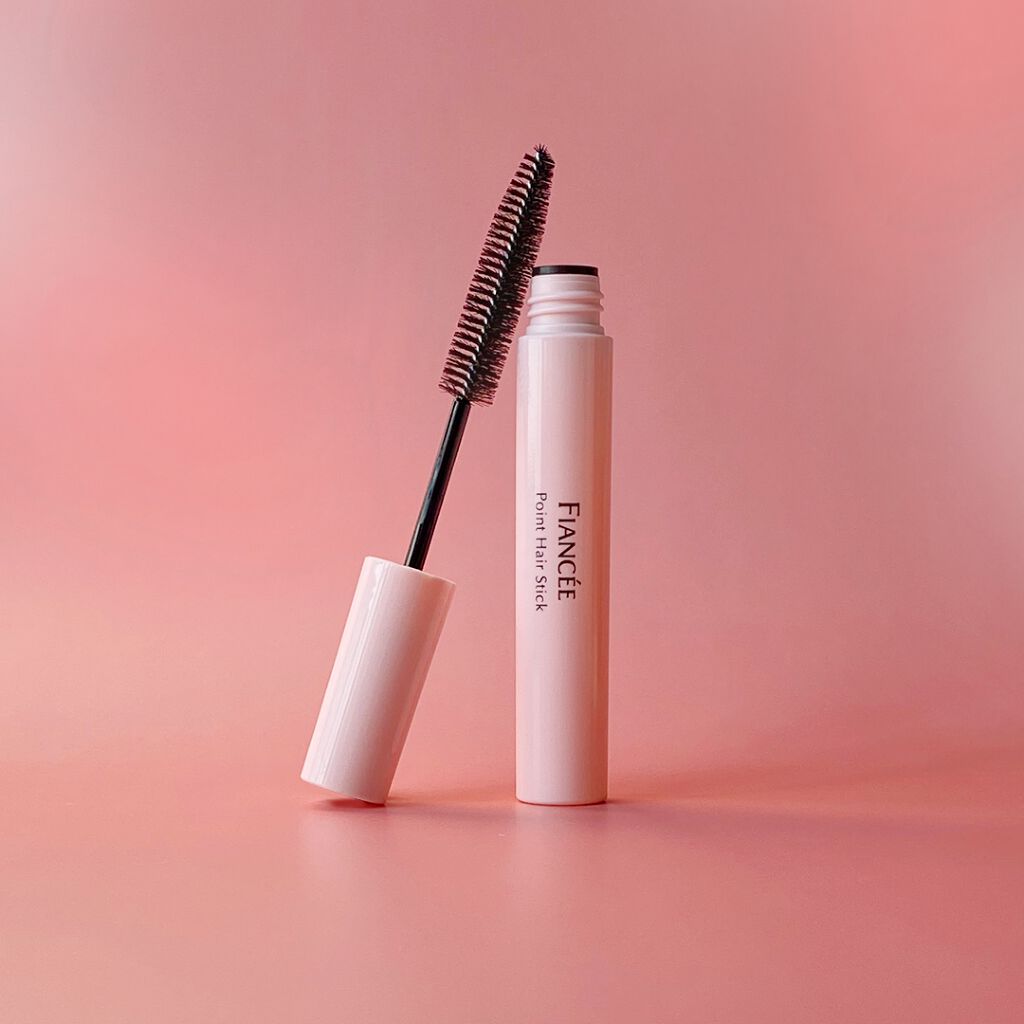 フィアンセ公式アカウント On Lips 新商品速報 前髪 アホ毛 おくれ毛用 ポイントへアスティック Lips
