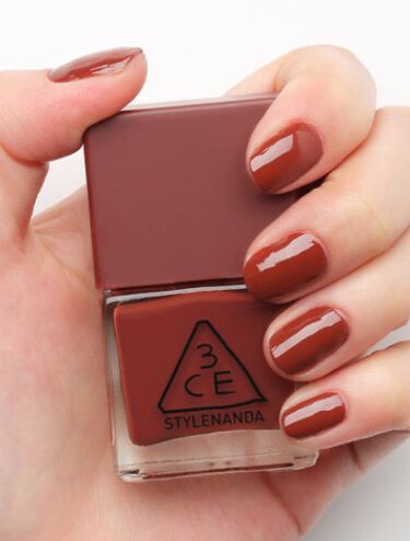 Nail Lacquer Rd07 3ce スリーシーイー Lips