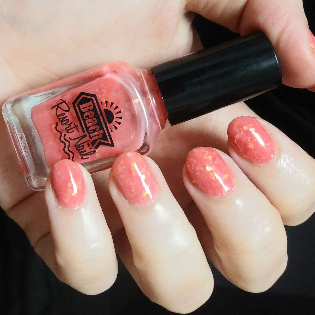 ビーチリゾートネイル キャンドゥの口コミ 超優秀 100均で買えるおすすめマニキュア 最後まで夏を楽しみたい By Hitomi 混合肌 Lips