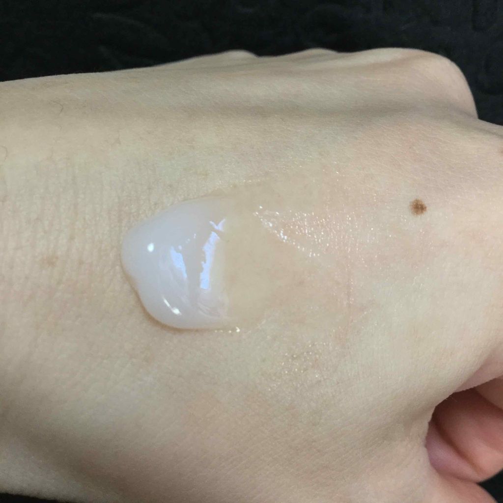 https://cdn.lipscosme.com/image/a550bac036bd576c9b520c40-1576069893-thumb.png