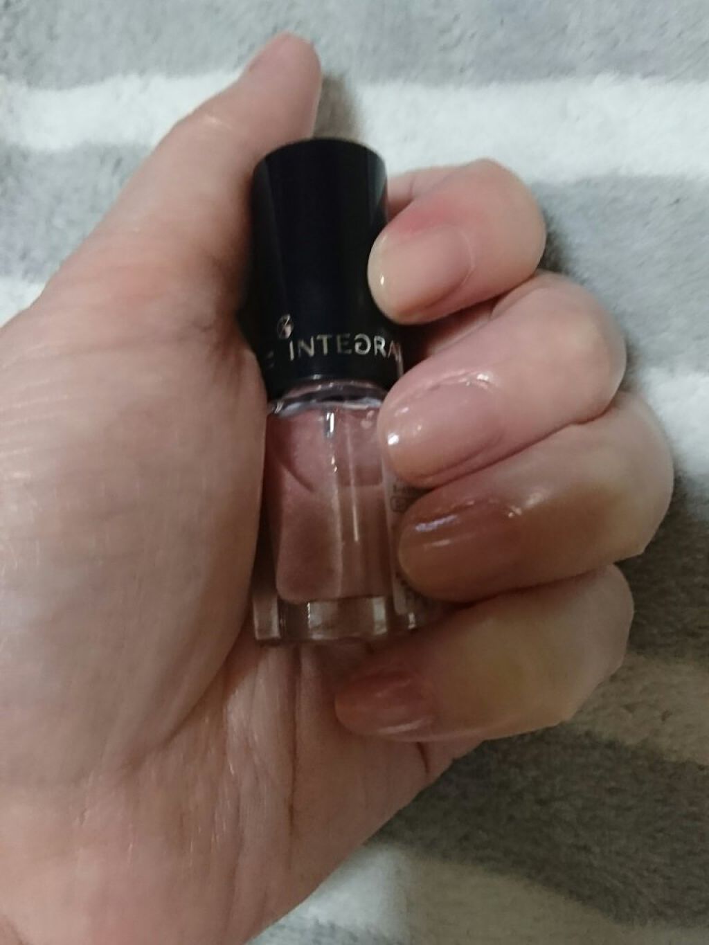 ネールカラー インテグレート グレイシィの口コミ 職場や学校で目立たないナチュラルなネイル By 六花 敏感肌 40代後半 Lips