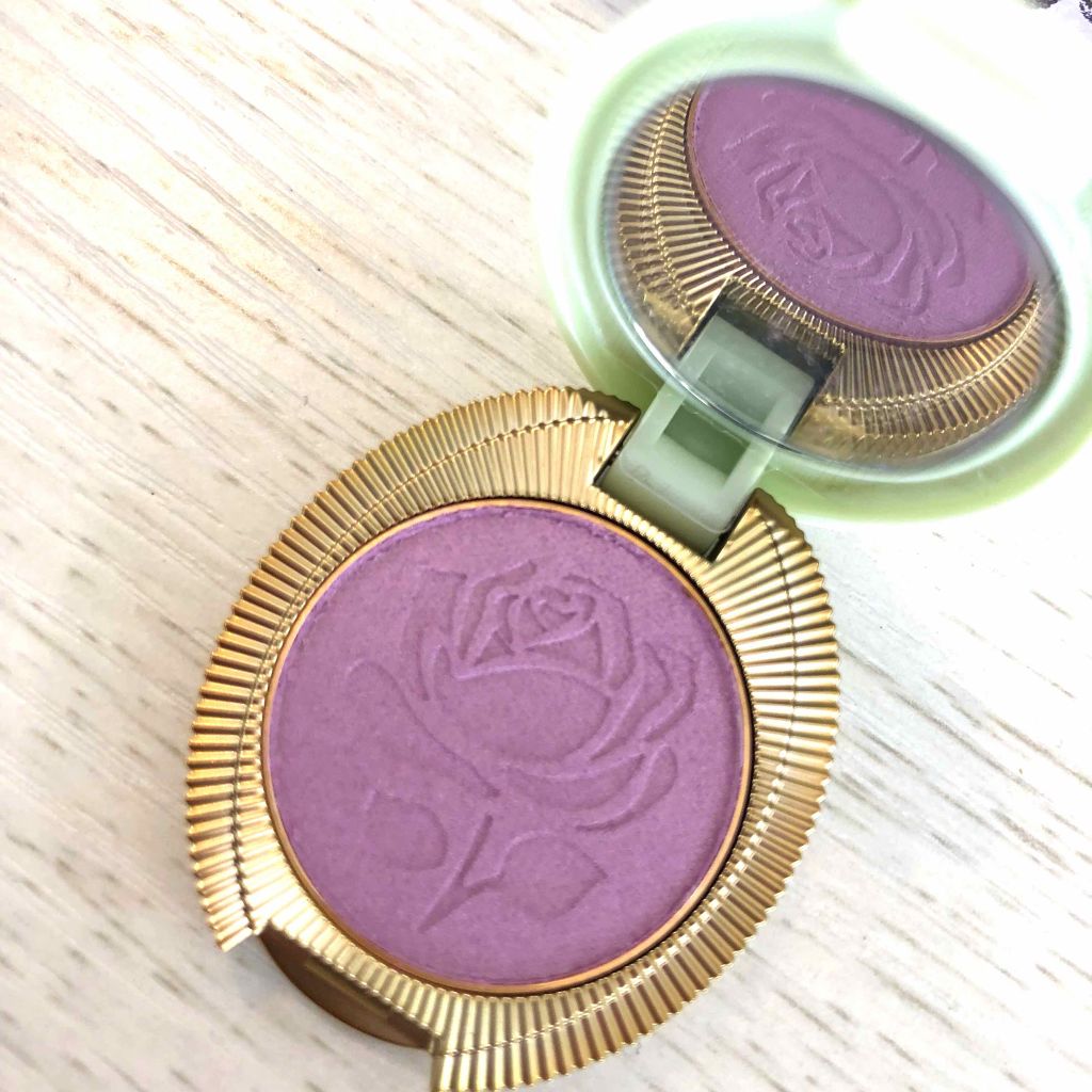 エレガントな薔薇モチーフ|アイカラー