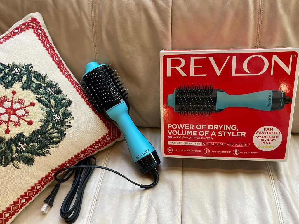 ボリューマイザーヘアードライヤーブラシ Revlonの口コミ マイナスイオン効果で滑らかな髪心地スタイ By Rie Beauty 乾燥肌 30代前半 Lips