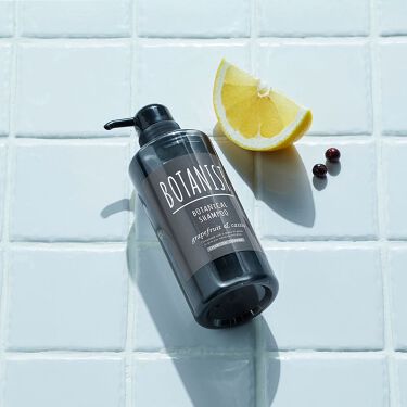 Botanist ボタニスト 公式アカウント On Lips こちらの黒いbotanistはご存知ですか 炭 Lips