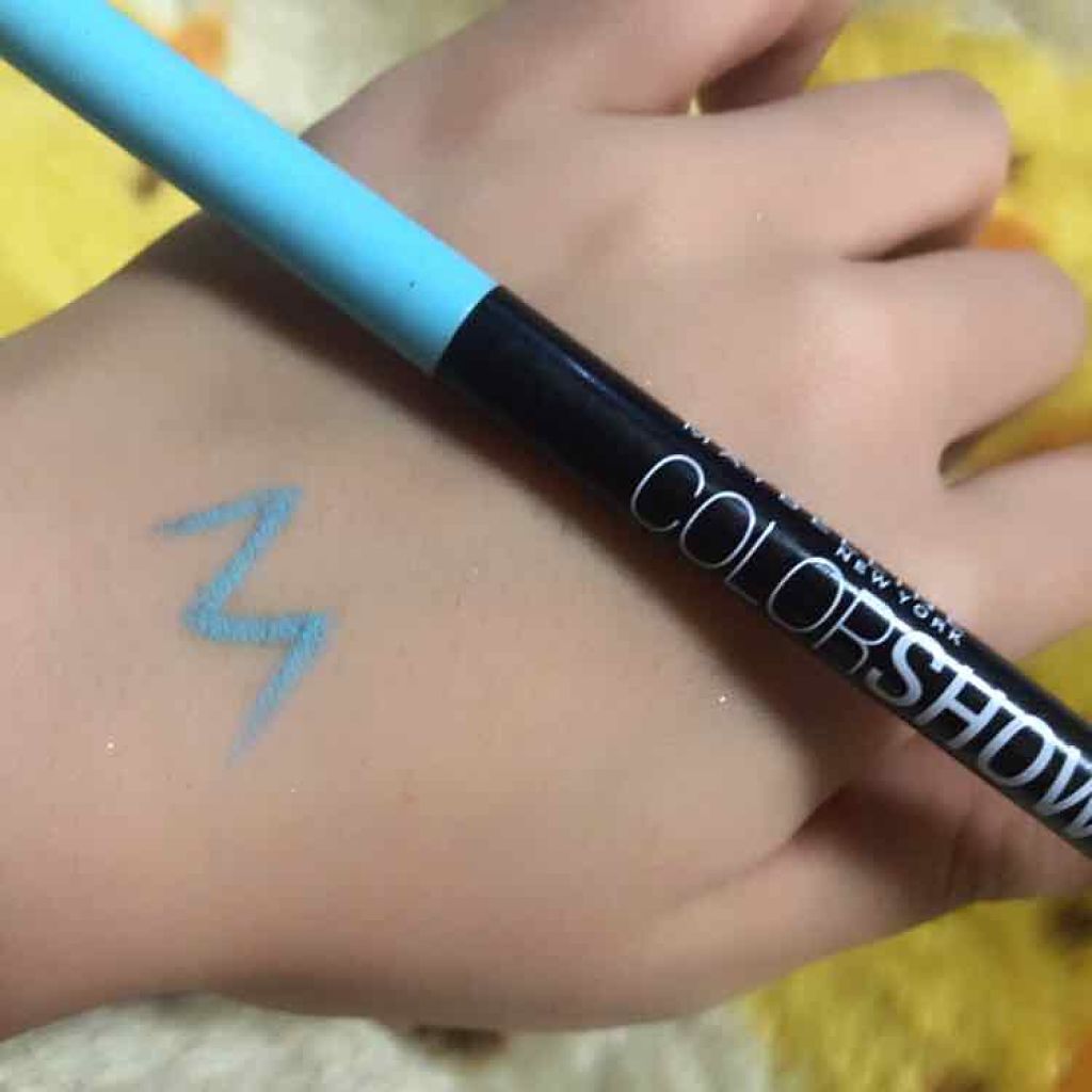 カラー ショー ライナー Maybelline New Yorkの口コミ 色 Bu 2トロピカルスカイブルー発色 と By Haru 10代後半 Lips