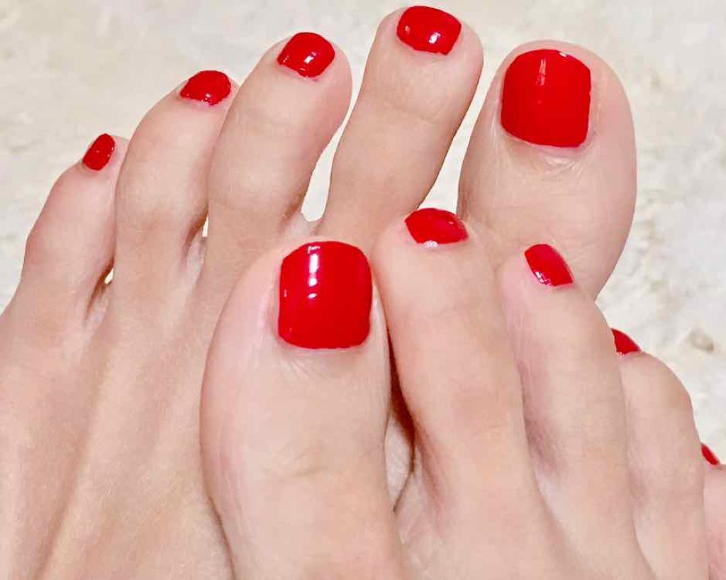 ヴェルニ ロング トゥニュ Chanelの口コミ 秋のフットネイル Chanellever By 友稀サナ 사나 混合肌 30代前半 Lips