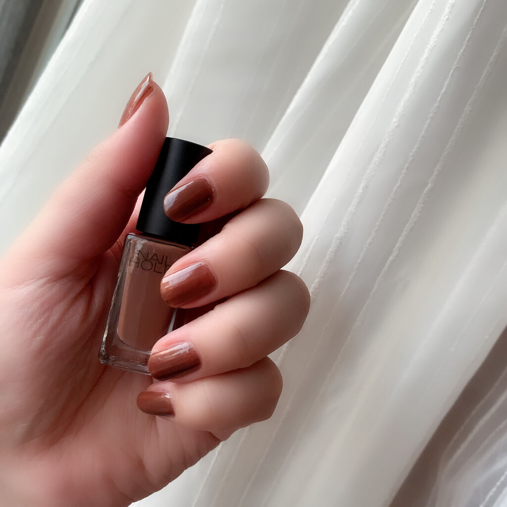 ④ネイルのカラバリ最強:NAIL HOLIC