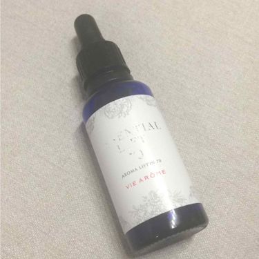 エッセンシャルリフト70 ヴィアロームの効果に関する口コミ ヴィアロームエッセンシャルリフト70これ By Tomomy 混合肌 30代前半 Lips