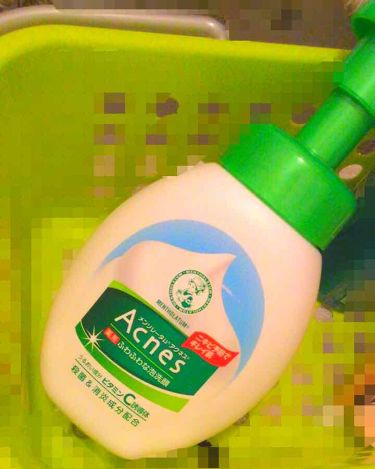 1000円以下 薬用ふわふわな泡洗顔 メンソレータム アクネスのリアルな口コミ レビュー Lips