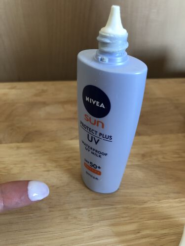 ニベアサン プロテクトプラス ウォータープルーフuvミルク ニベアの口コミ ニベアの日焼け止め サラサラで塗りやすい By Natsu 混合肌 Lips