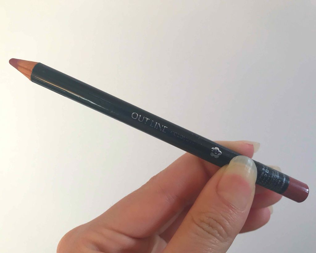 口元にも使える|MARY QUANT COSMETICS LTD.