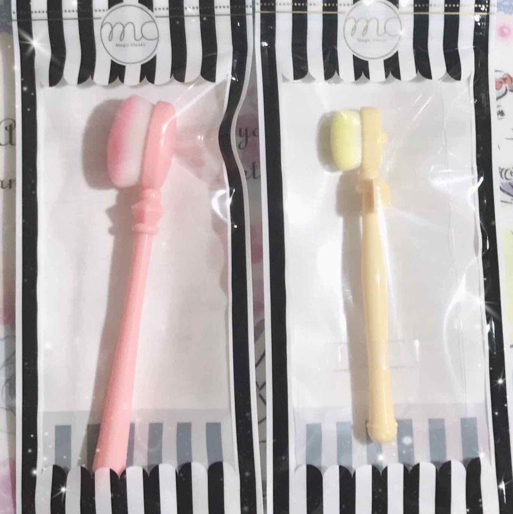 毛量の多いブラシで毛穴を埋めて