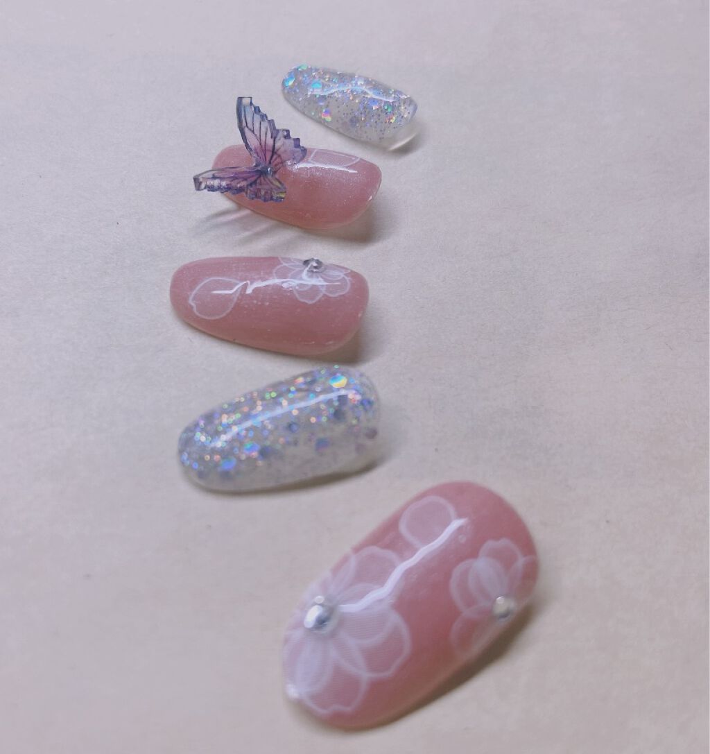 ウィークリージェル Homeiを使った口コミ ピンクのお花と蝶々ネイル 素人の趣味 使 By Coral Gloss 代前半 Lips