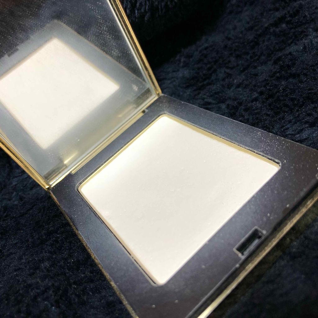 ラディアント ユニヴェルセル パウダー Yves Saint Laurent Beauteの口コミ Yslイブサンローランラディアントユニヴェ By Knst 混合肌 代前半 Lips