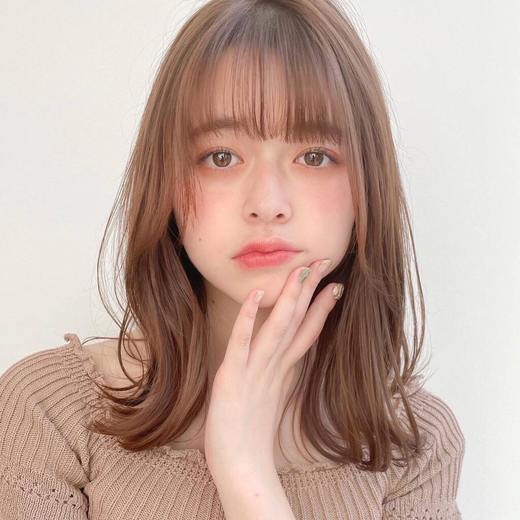 ヘアアイロンの温度調節は何度がベスト?髪を傷めにくい使い方【メンズも】人気のおすすめアイロンを紹介!のサムネイル