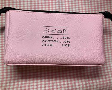 薬用リップクリーム Dhcを使った口コミ 学校の筆箱の中身です 筆記用具以外です By みーなな 脂性肌 10代後半 Lips